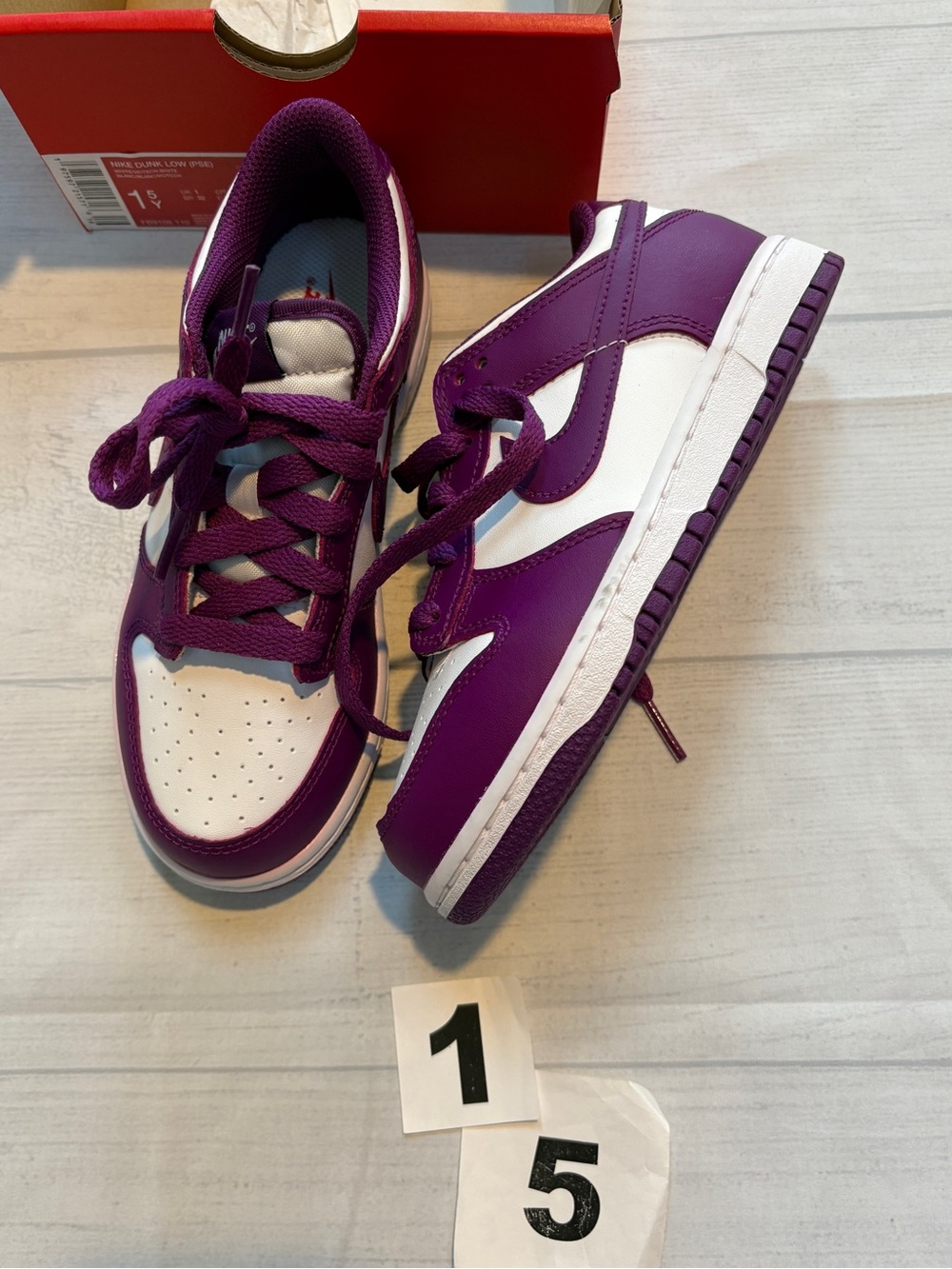 Nike Kids Purple and White Low-Top Sneakers with Laces